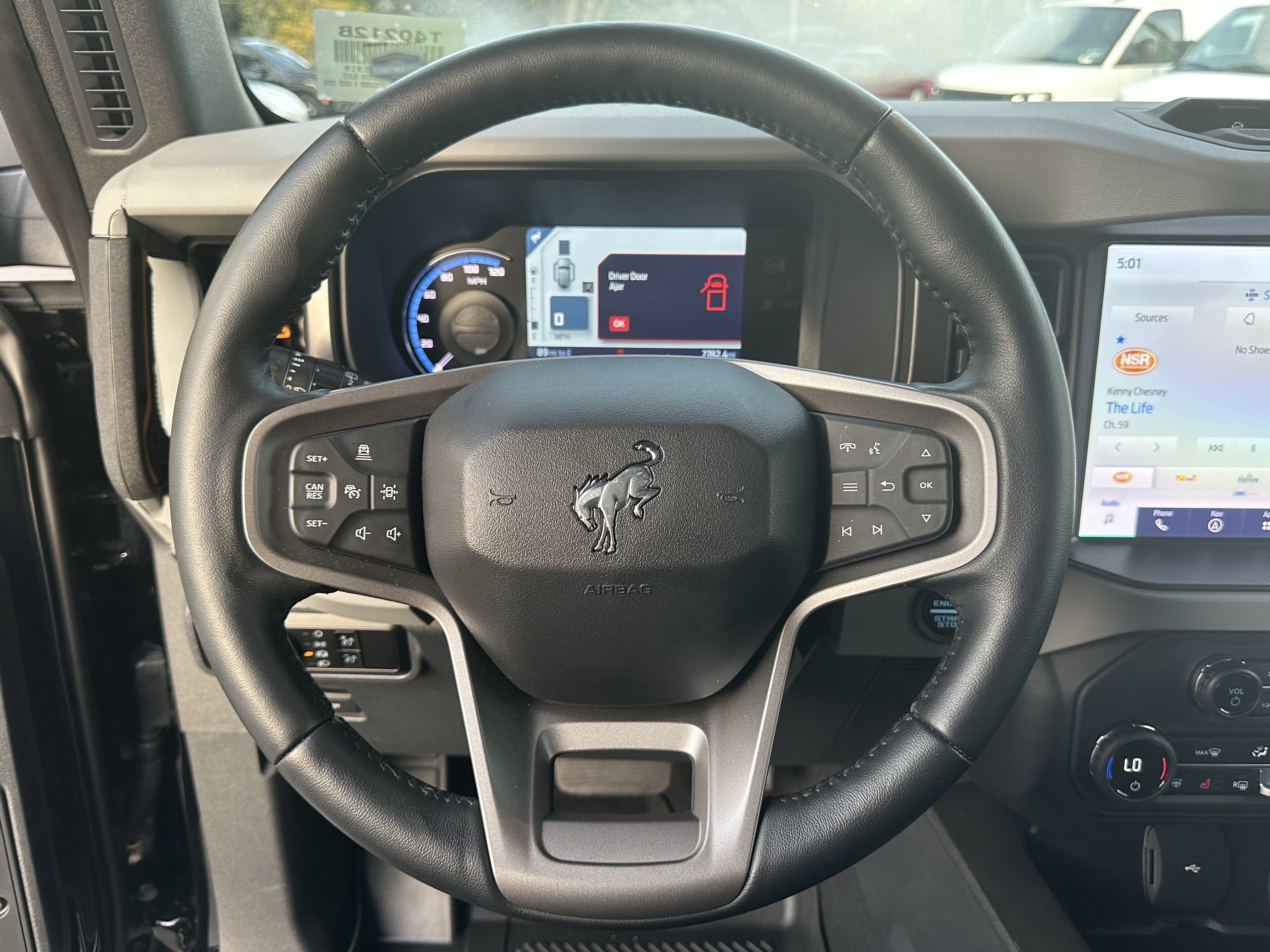 Used 2023 Ford Bronco Badlands image 20