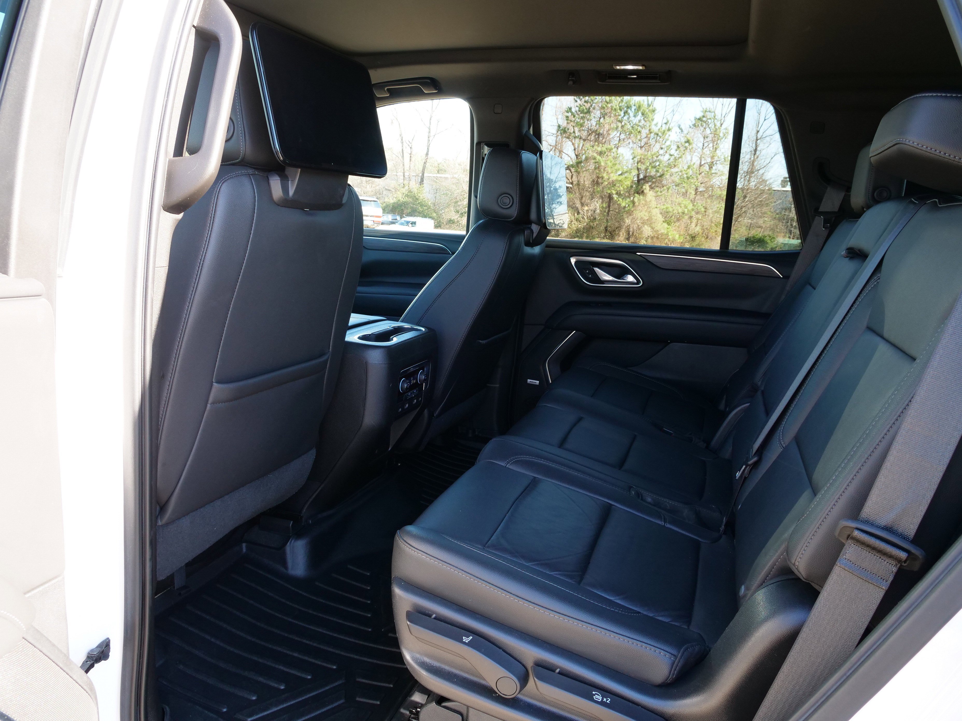 Certified 2021 Chevrolet Tahoe Z71 w/ Rear Media and Nav Package image 15