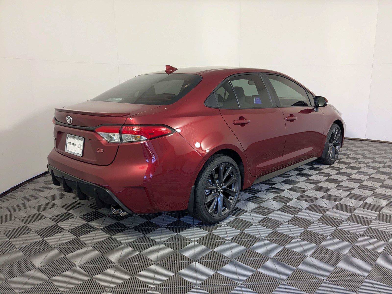 New 2027 Toyota Corolla SE FWD image 4