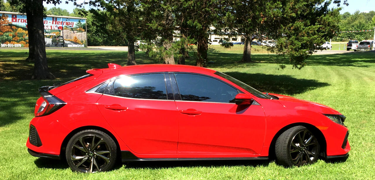 Used 2018 Honda Civic Sport image 7