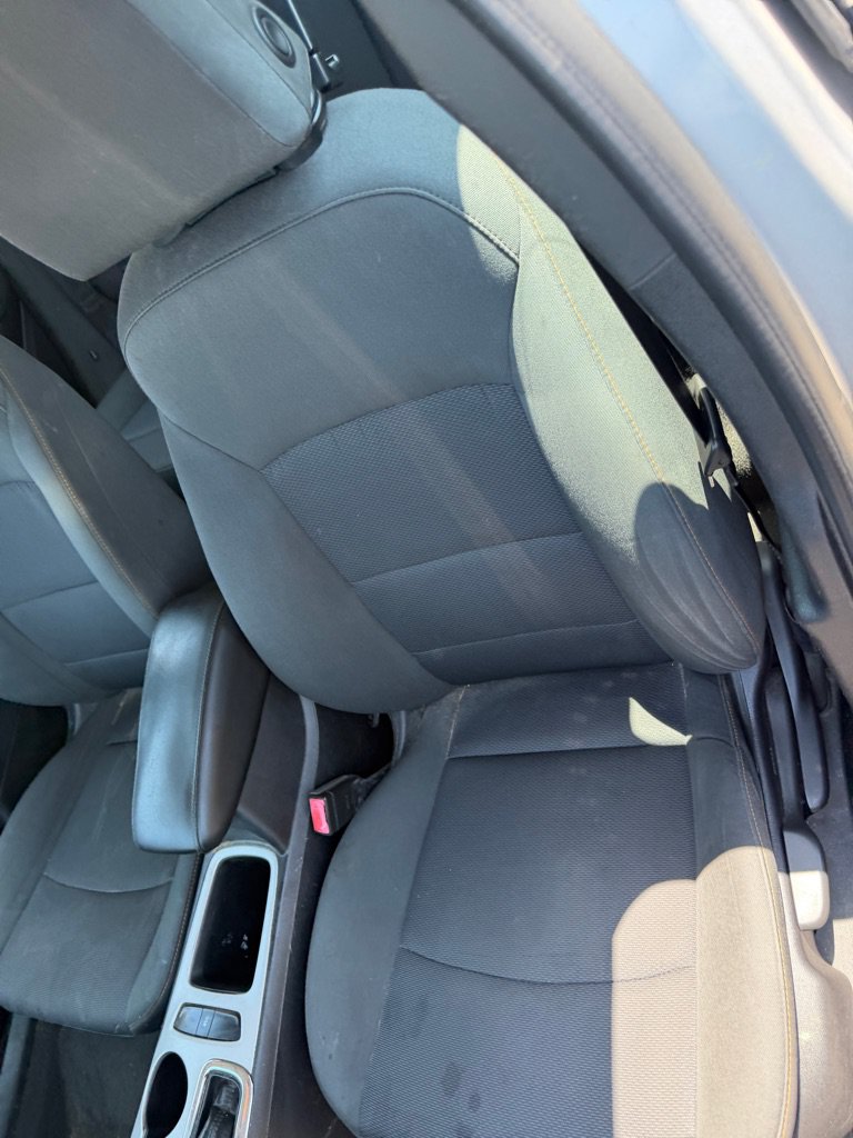 Used 2018 Chevrolet Cruze LS FWD image 35