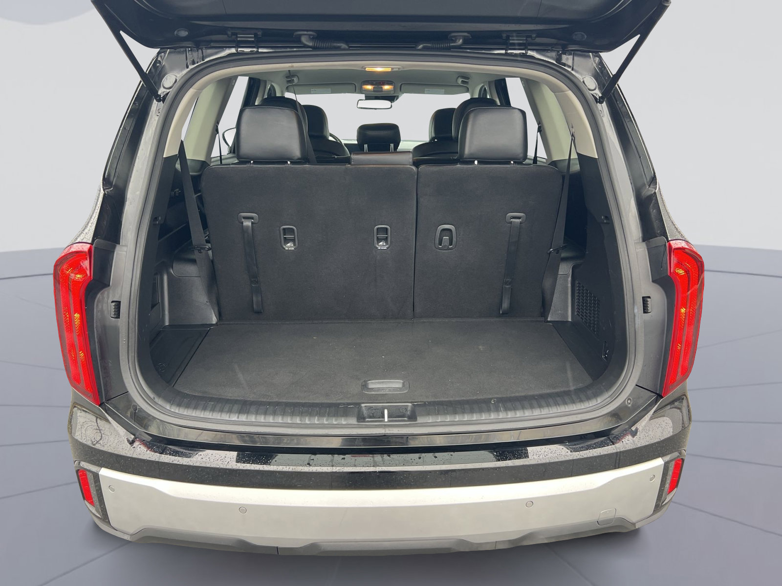 Used 2023 Kia Telluride LX image 25
