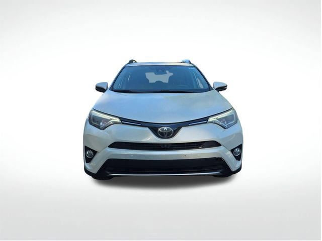 Used 2018 Toyota RAV4 Limited w/ Advanced Technology Package FWD image 4