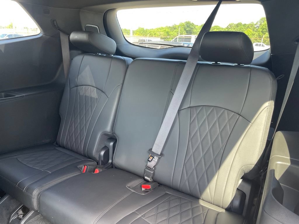 Used 2023 Buick Enclave Avenir w/ Avenir Technology Package AWD/4WD image 15