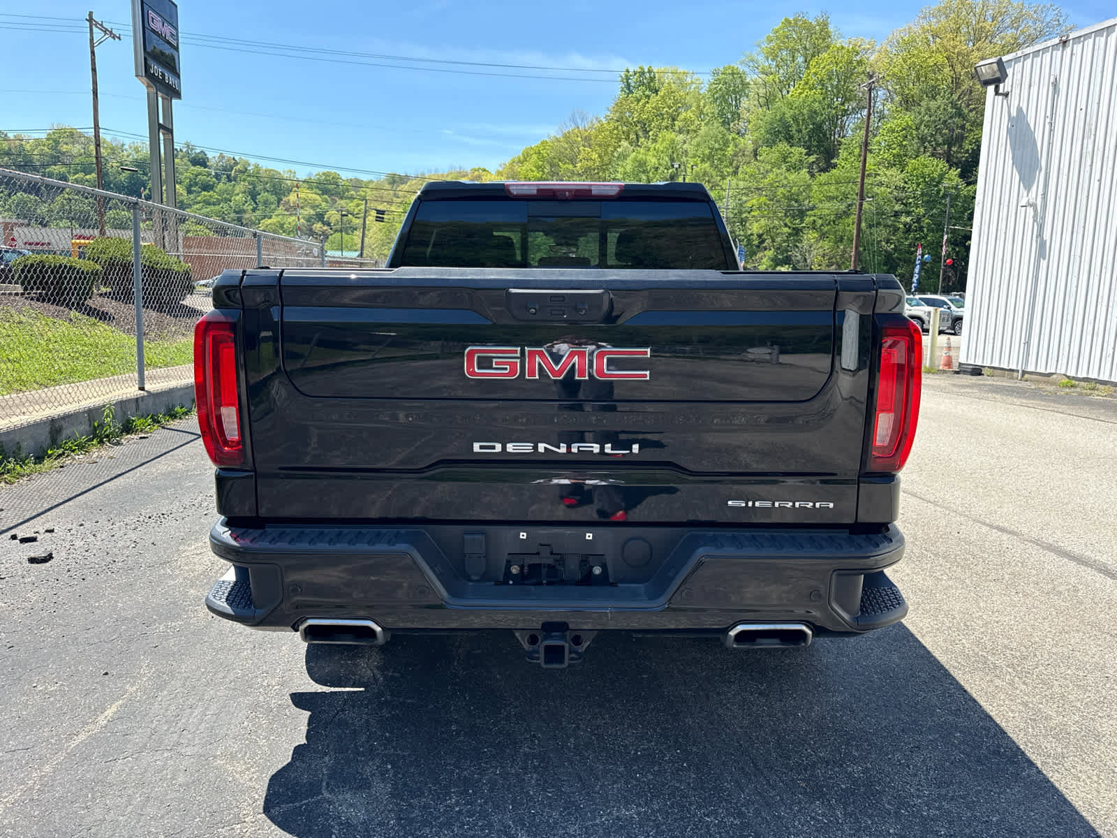 Used 2023 GMC Sierra 1500 Denali w/ Denali Reserve Package AWD/4WD image 6