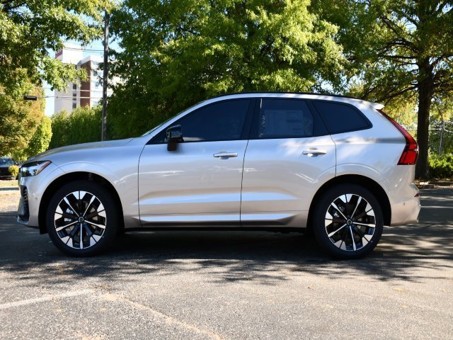 New 2026 Volvo XC60 B5 Plus w/ Protection Package Premier image 4