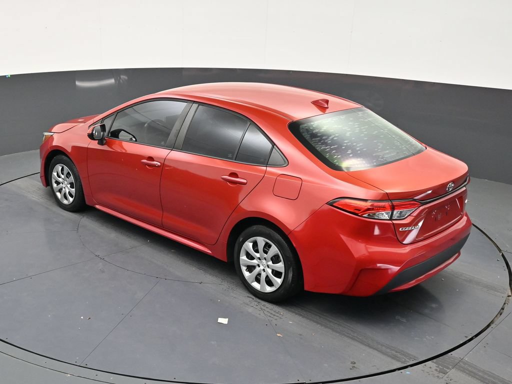 Used 2021 Toyota Corolla LE FWD image 14