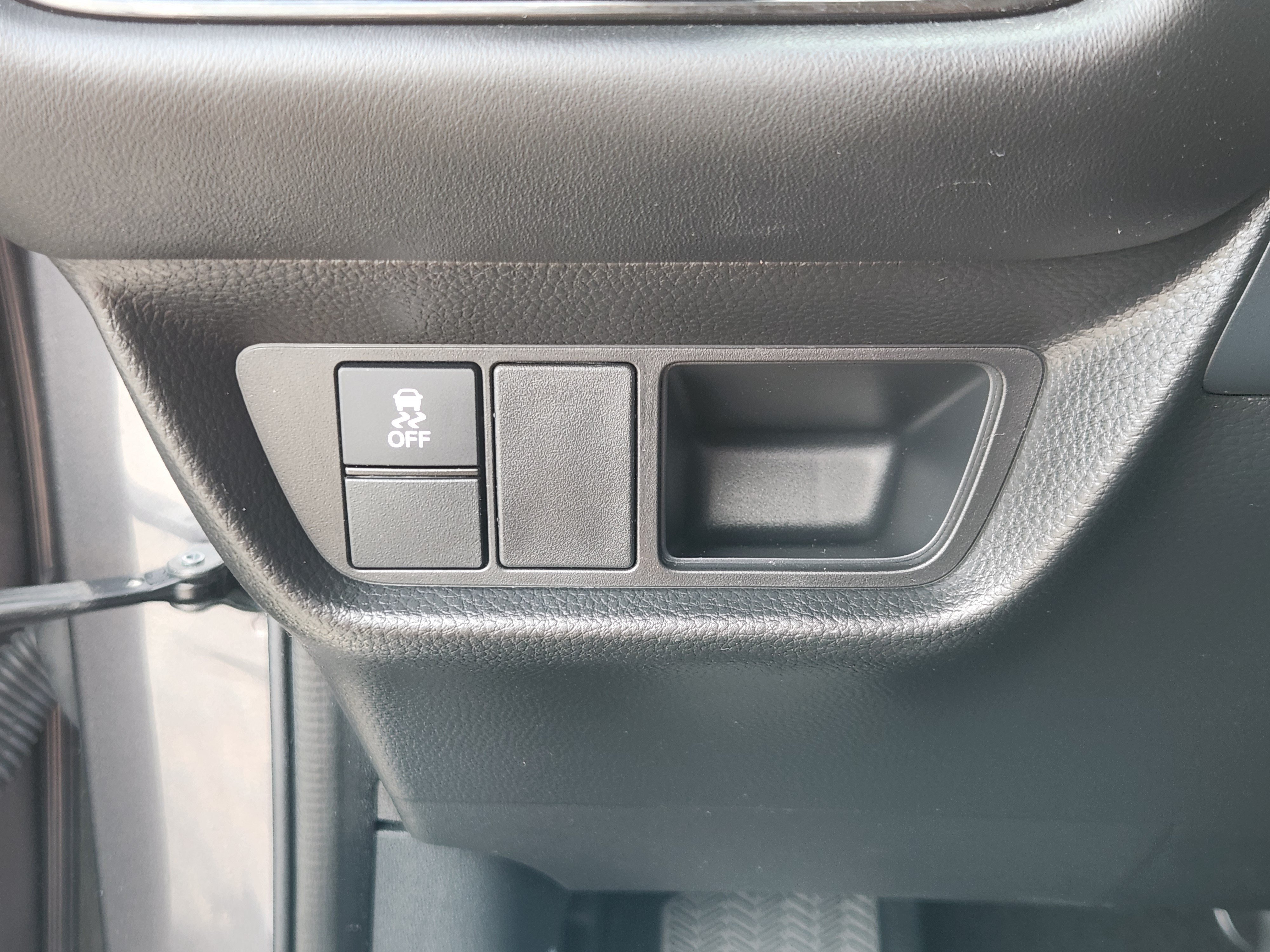 Certified 2025 Honda HR-V LX image 24