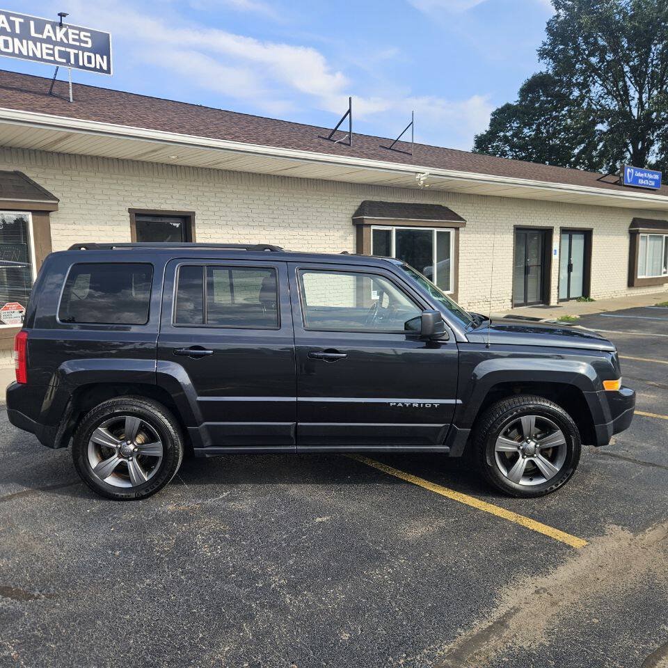 Used 2015 Jeep Patriot High Altitude AWD/4WD image 3
