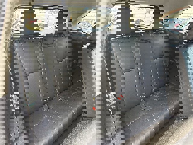 Used 2024 Toyota Highlander XLE image 34