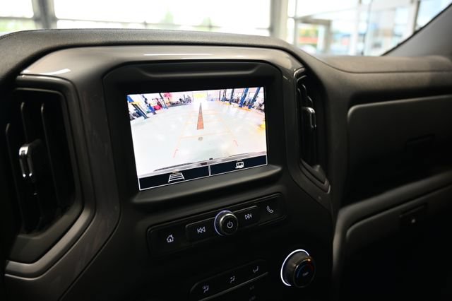 Used 2022 Chevrolet Silverado 1500 Custom Trail Boss AWD/4WD image 17