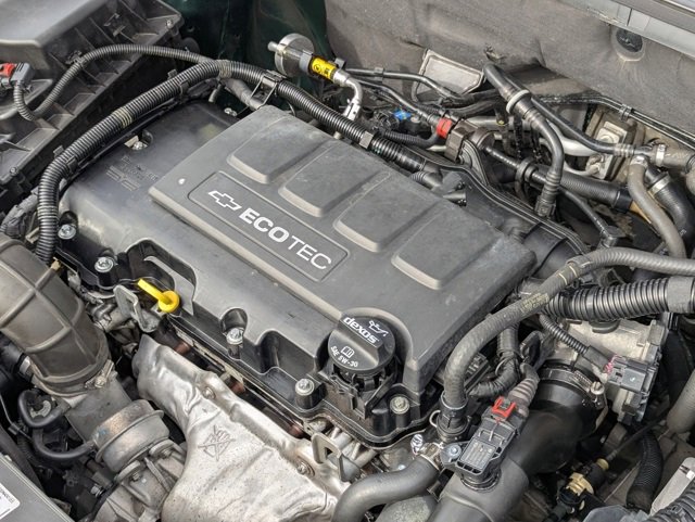 Used 2015 Chevrolet Cruze LT image 34