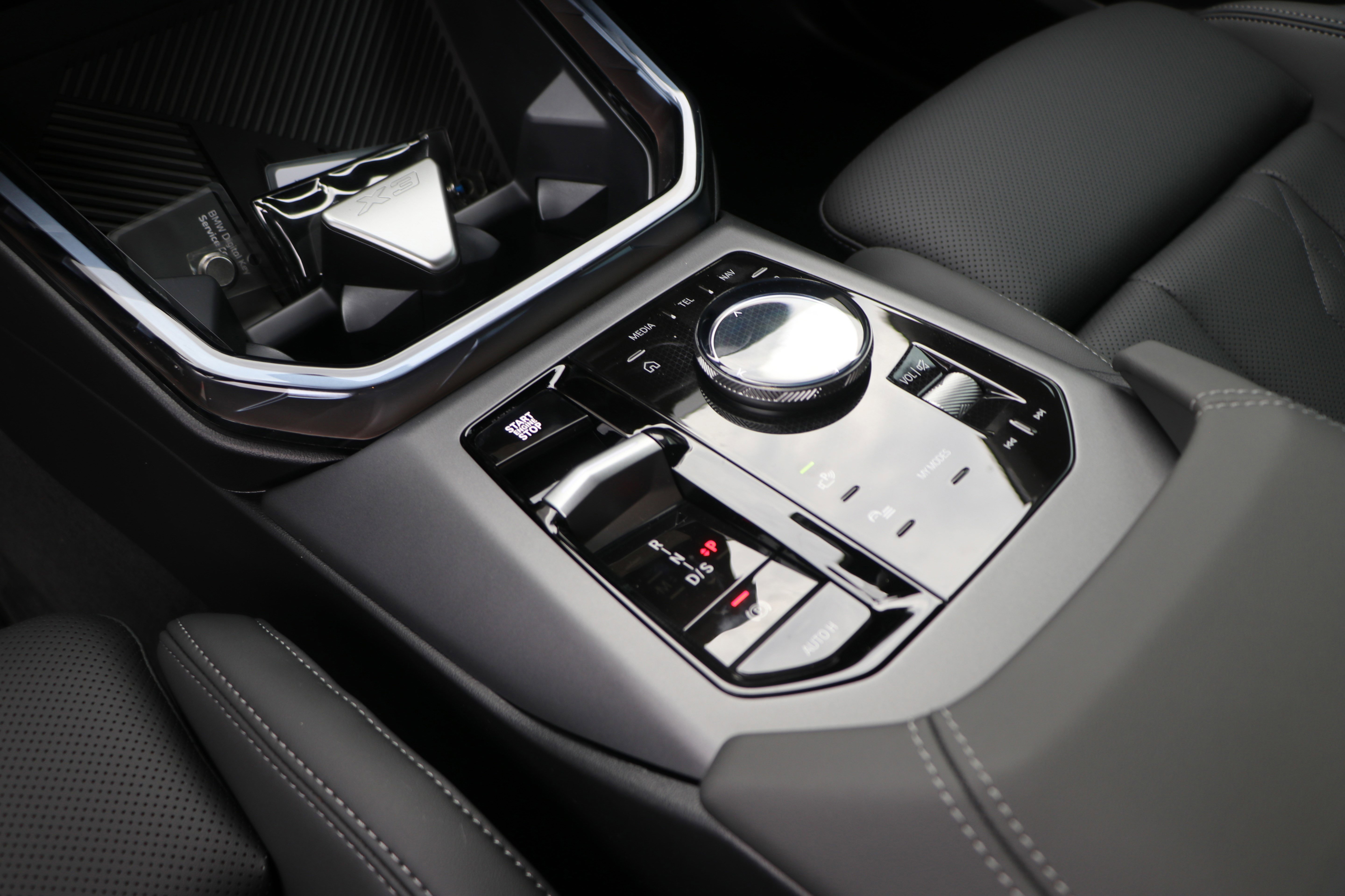 Used 2026 BMW X3 xDrive30 w/ Premium Package image 25