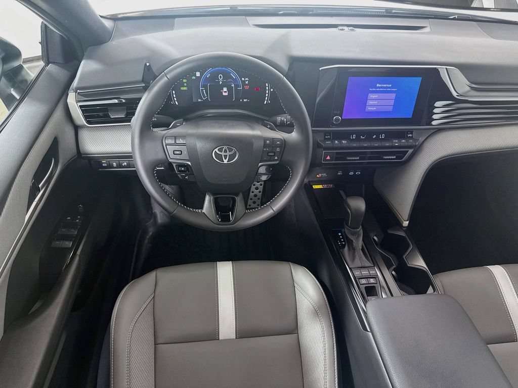 Used 2026 Toyota Camry SE FWD image 21