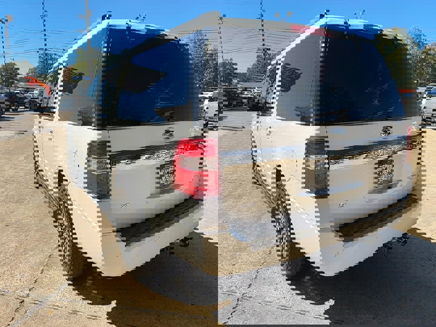 Used 2016 Ford Expedition EL XLT image 7