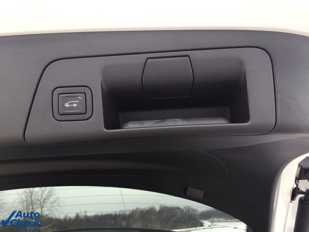 Used 2022 Buick Envision Essence w/ Safety Package image 7