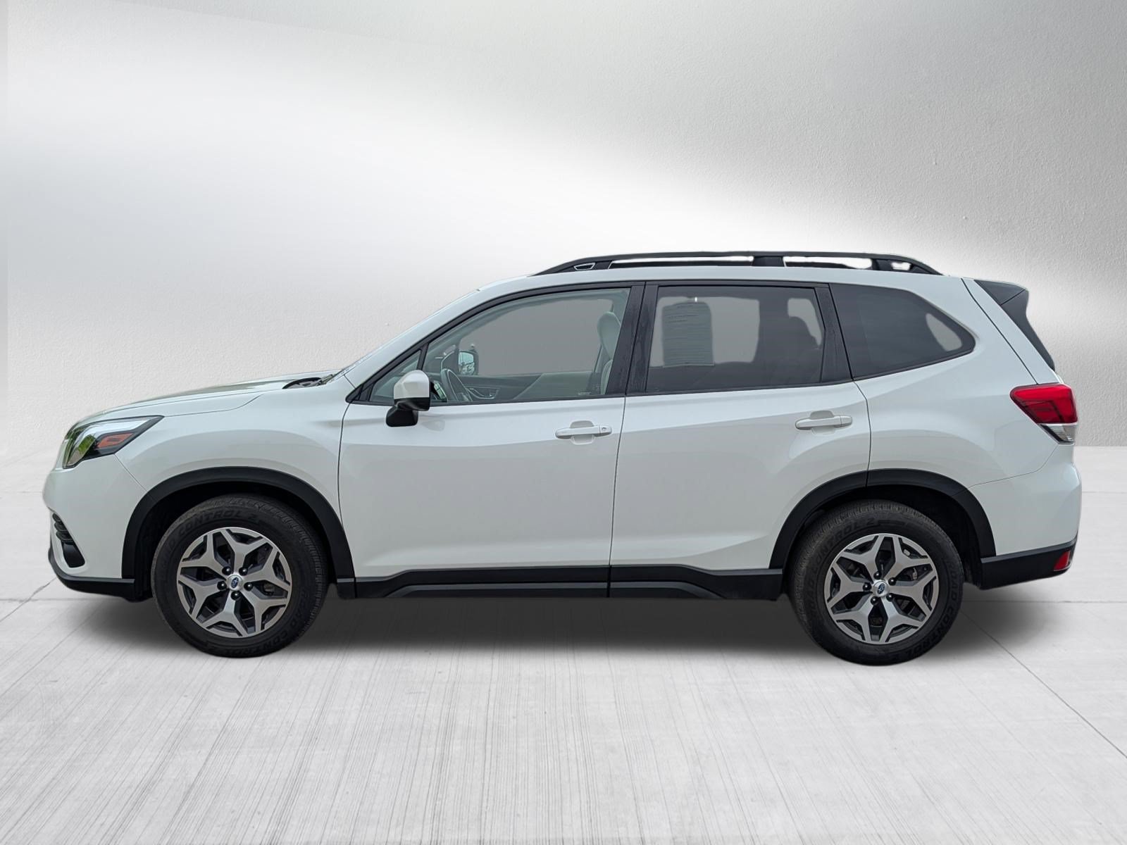 Used 2024 Subaru Forester Premium AWD/4WD image 4