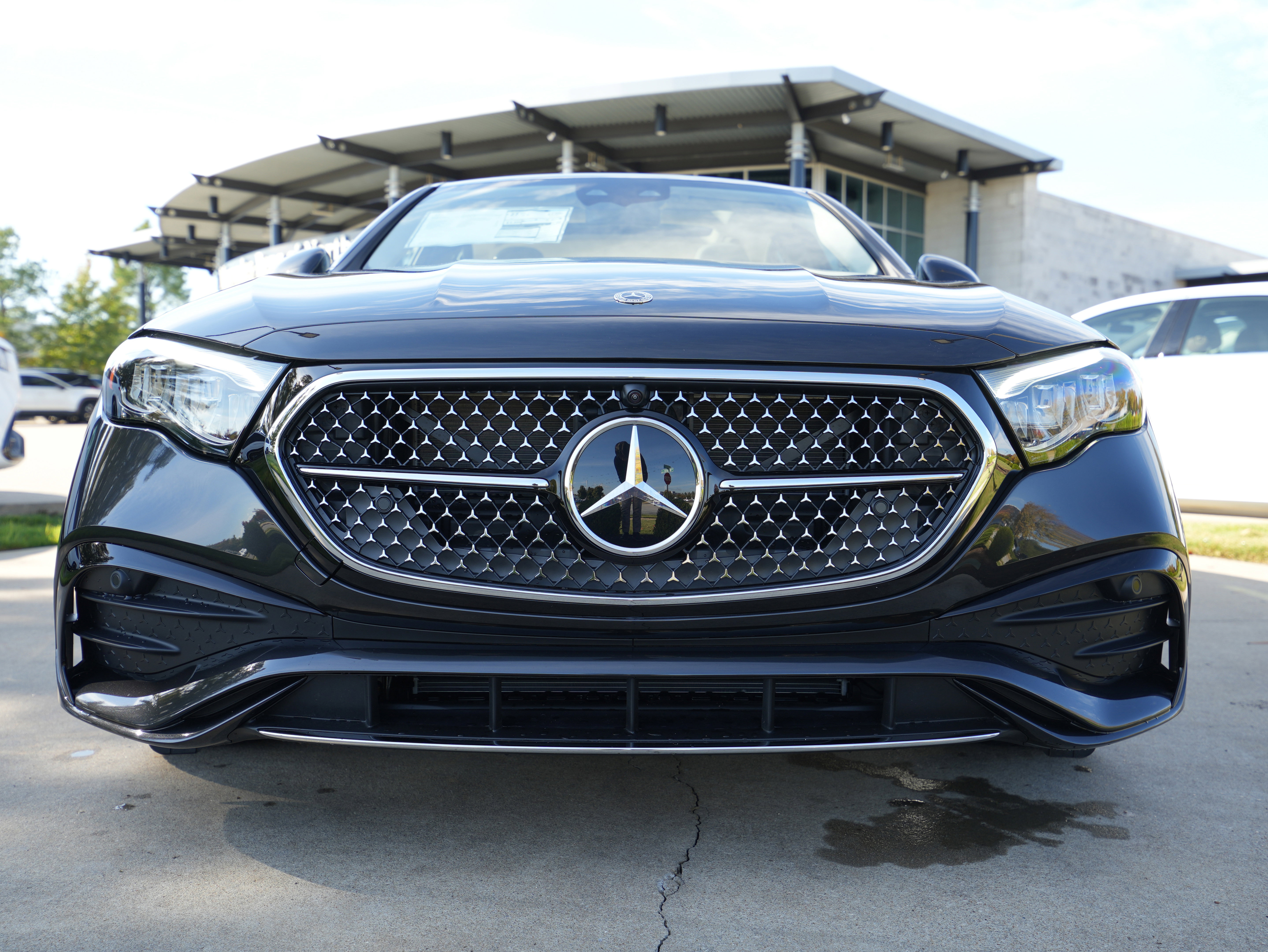 New 2026 Mercedes-Benz E 350 4MATIC Sedan image 11