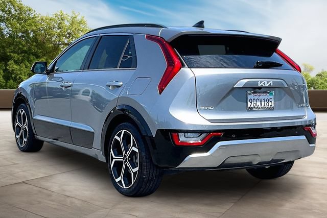 Used 2023 Kia Niro SX Touring FWD image 4