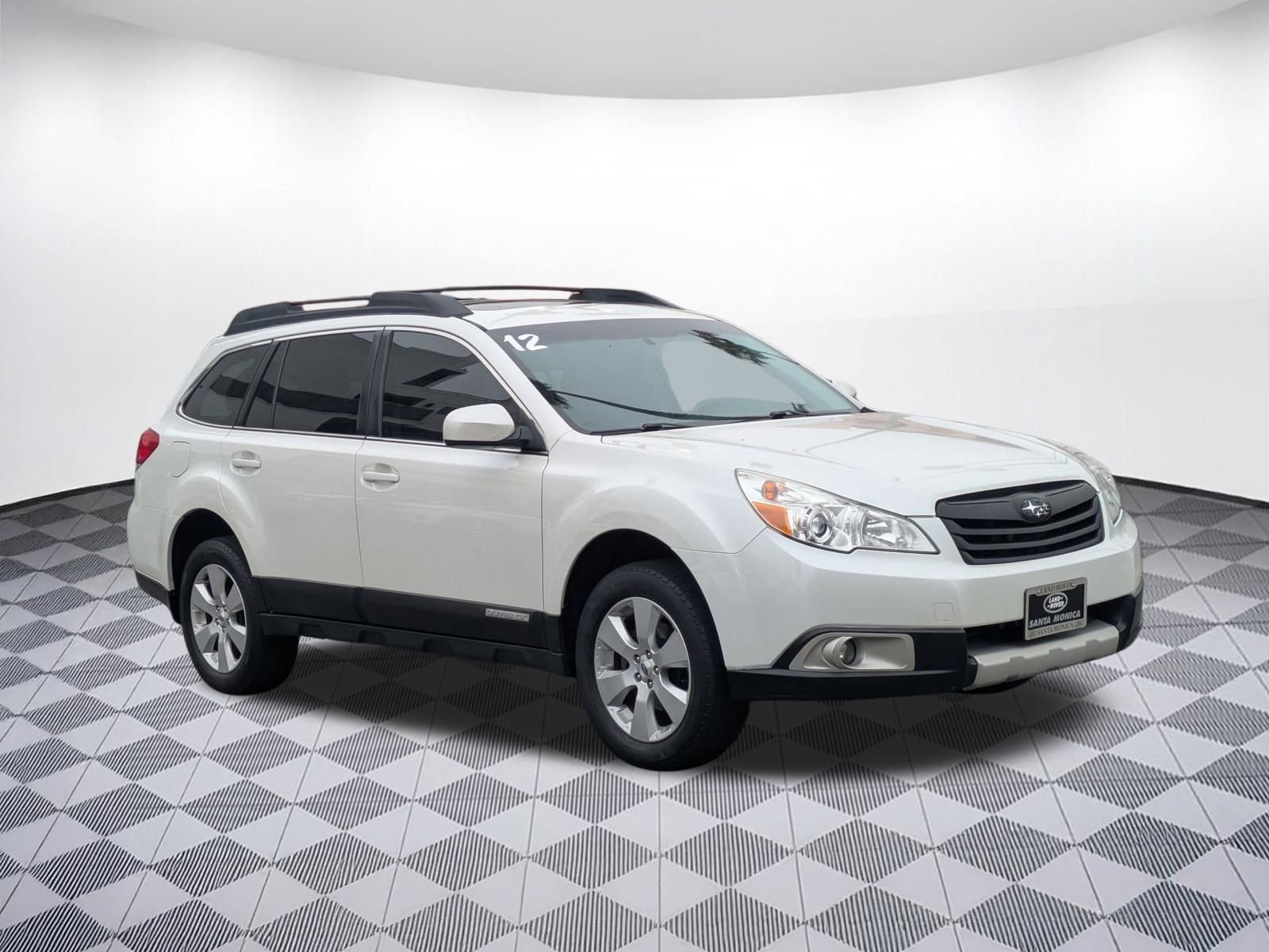 Used 2012 Subaru Outback 2.5i Limited w/ Moonroof Pkg AWD/4WD image 7