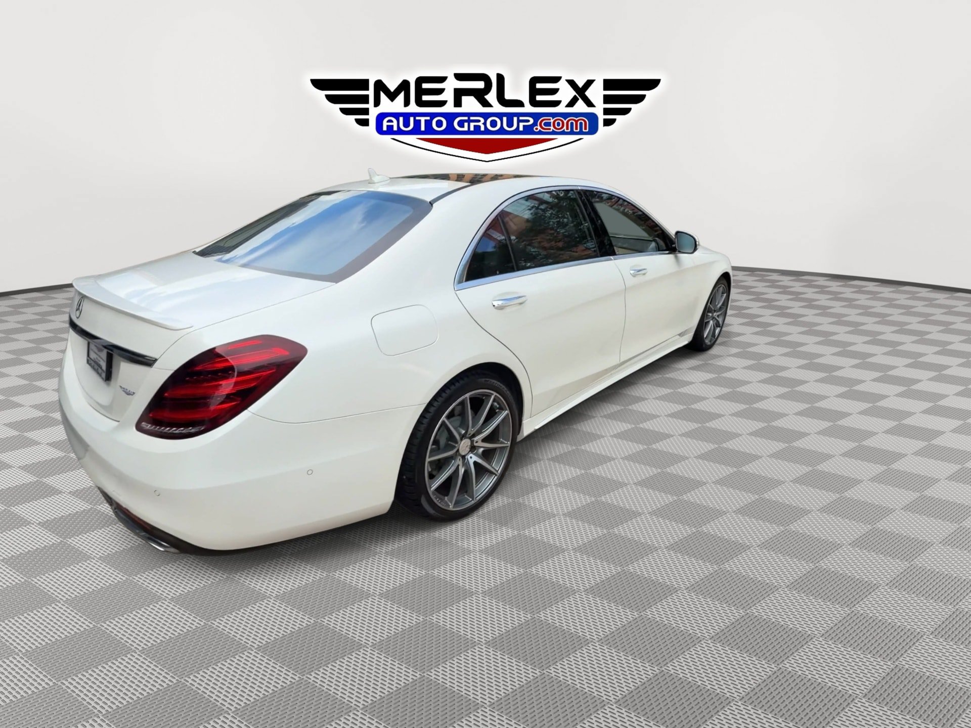 Used 2019 Mercedes-Benz S 560 Sedan image 8