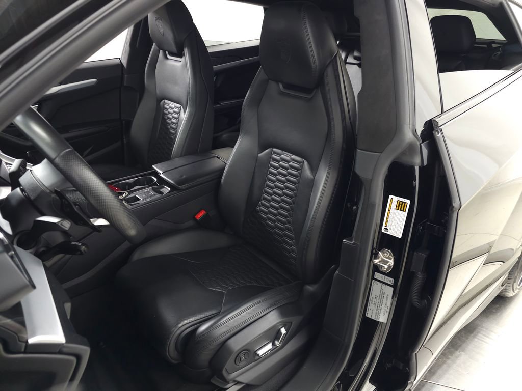 Used 2019 Lamborghini Urus AWD/4WD image 18