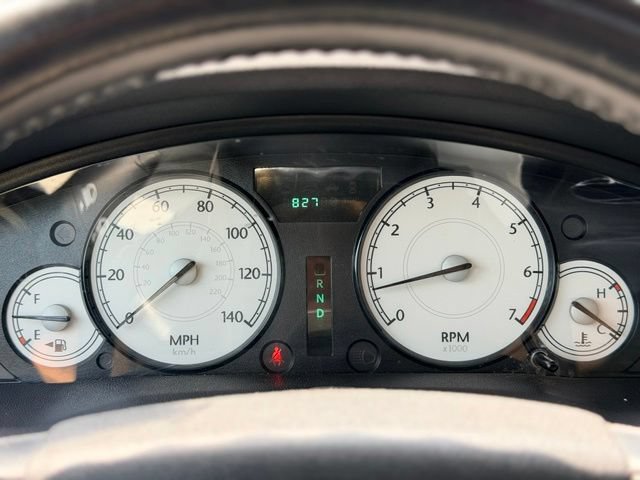 Used 2008 Chrysler 300 Touring w/ Comfort/Convenience Group RWD image 9