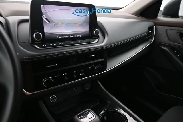Used 2023 Nissan Rogue S FWD image 12