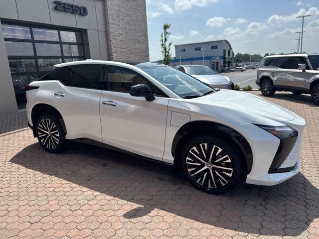 New 2026 Lexus RZ 350e 2WD w/ Technology Package image 5