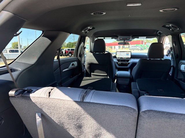 New 2027 Ford Explorer Active RWD image 21