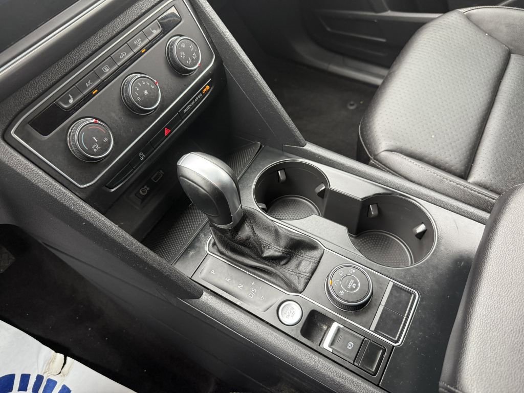 Used 2018 Volkswagen Atlas SE image 19