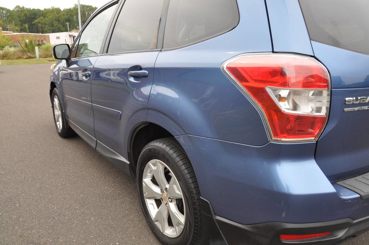 Used 2015 Subaru Forester 2.5i Premium w/ All-Weather Package image 12