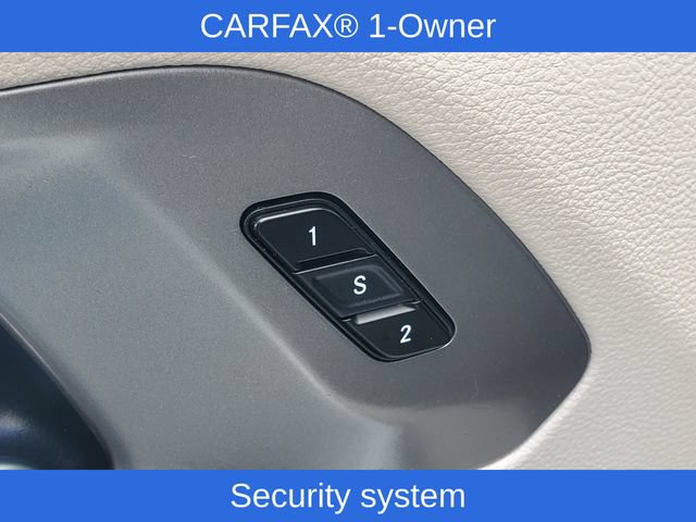 Used 2023 Chrysler Pacifica Touring-L FWD image 11