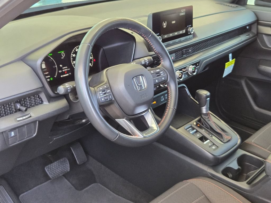 Used 2025 Honda CR-V Sport image 10