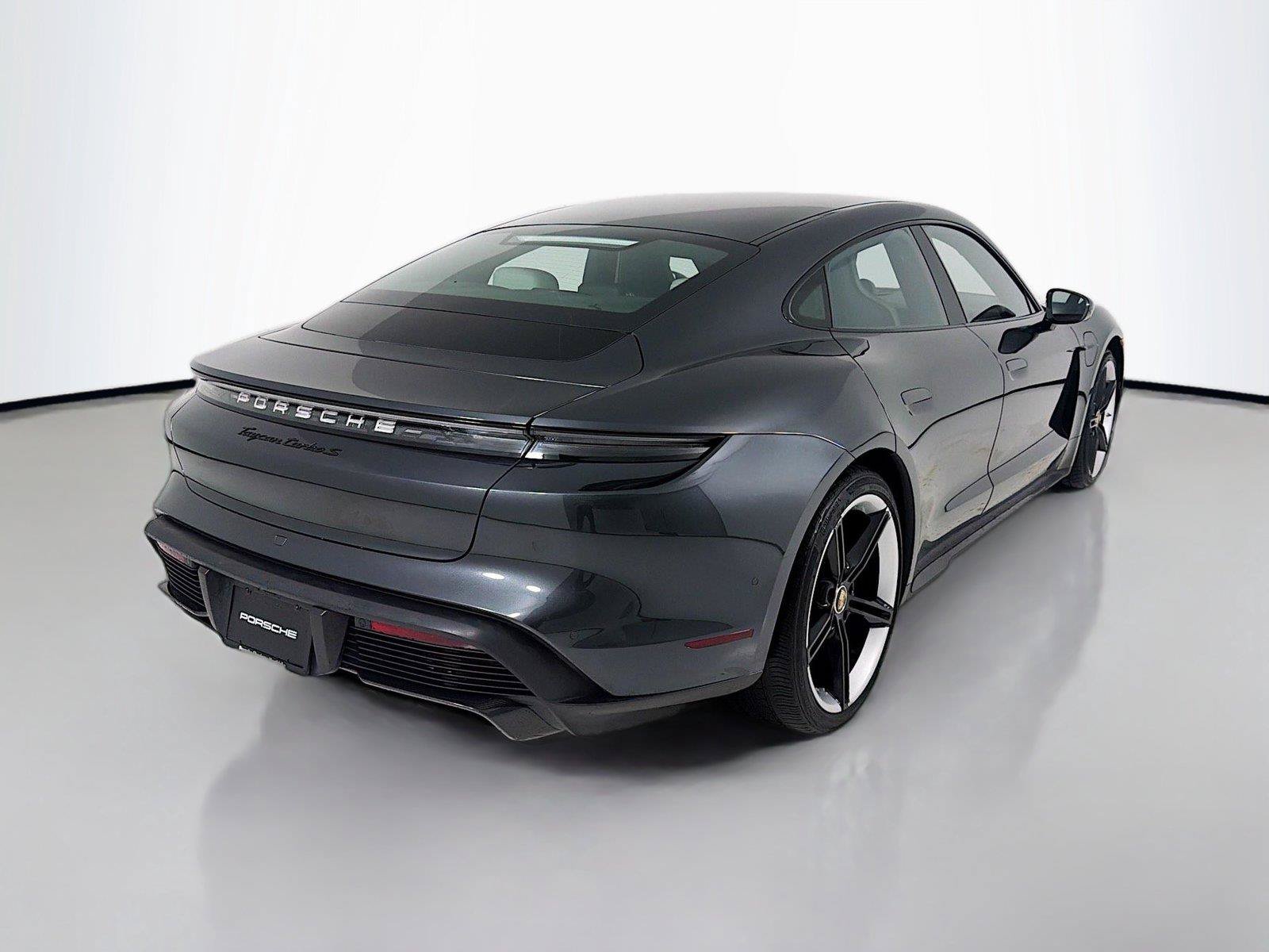 Certified 2020 Porsche Taycan Turbo S AWD/4WD image 29