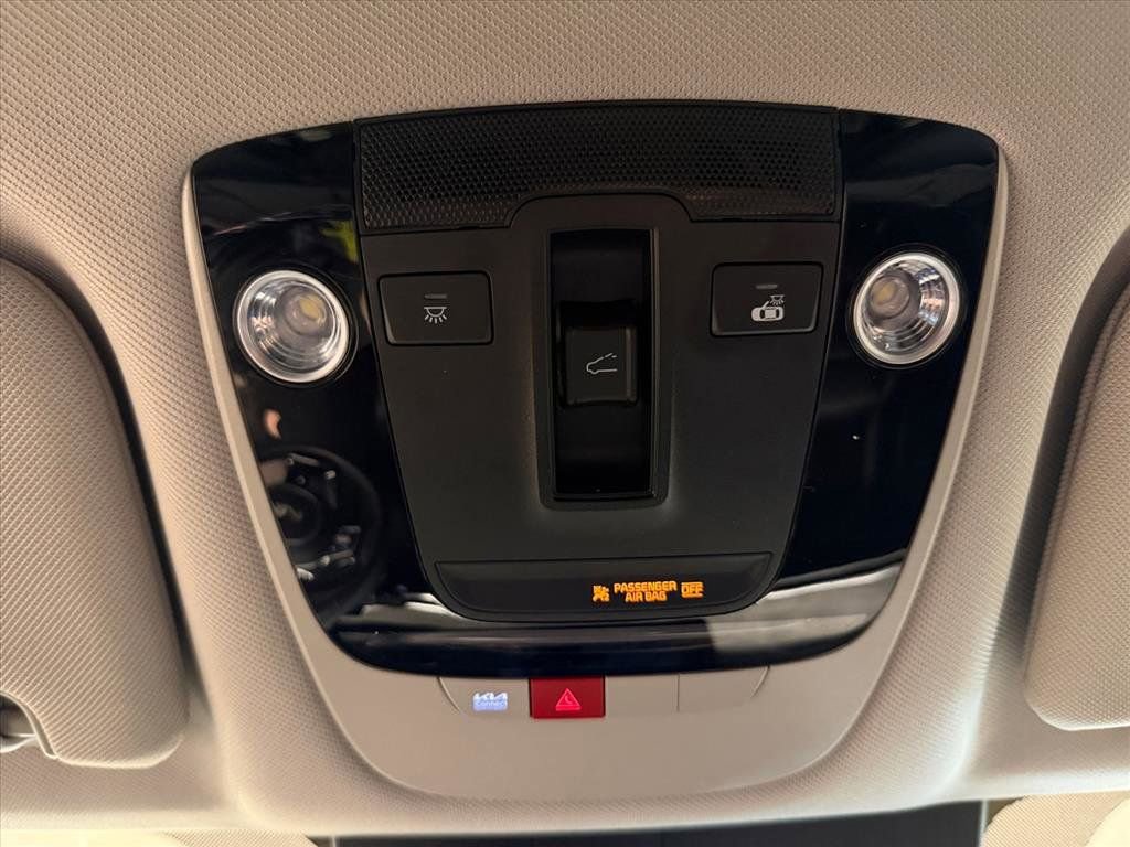 Used 2024 Kia Sorento SX image 27