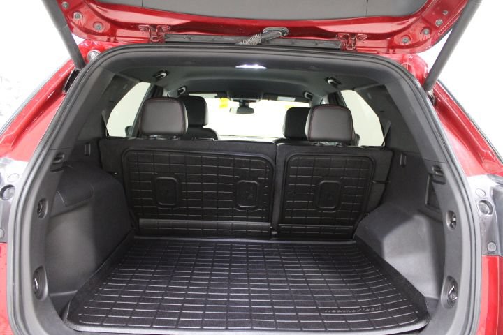 Used 2023 Chevrolet Equinox RS w/ RS Leather Package AWD/4WD image 12