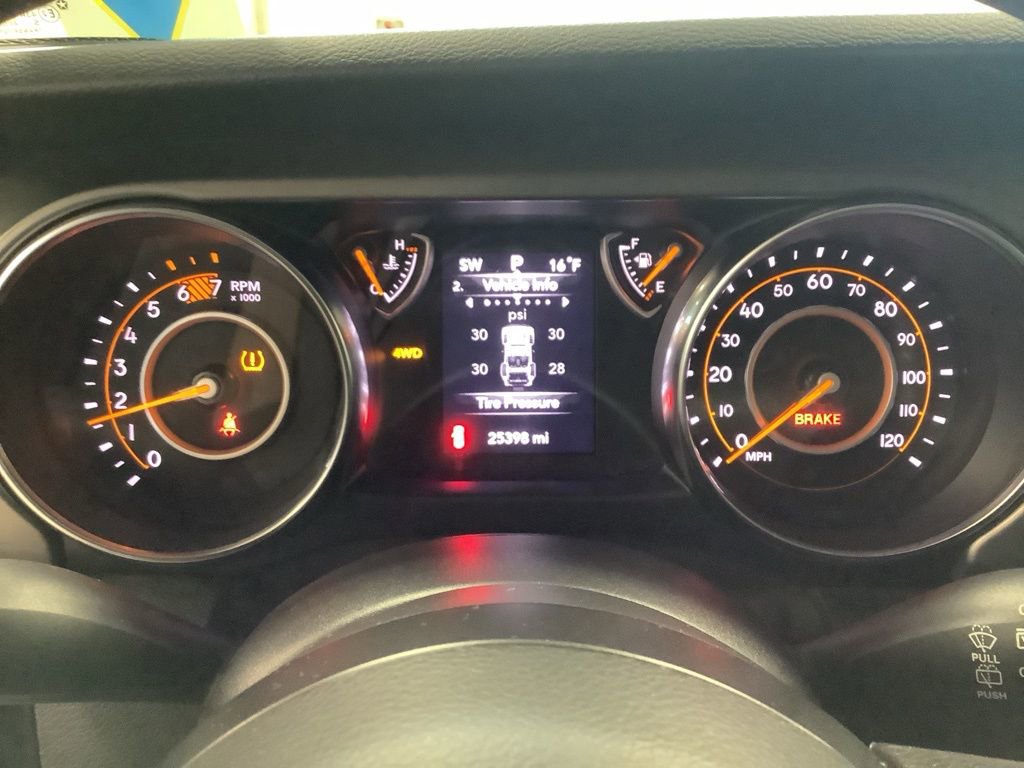 Used 2023 Jeep Wrangler Sport image 9