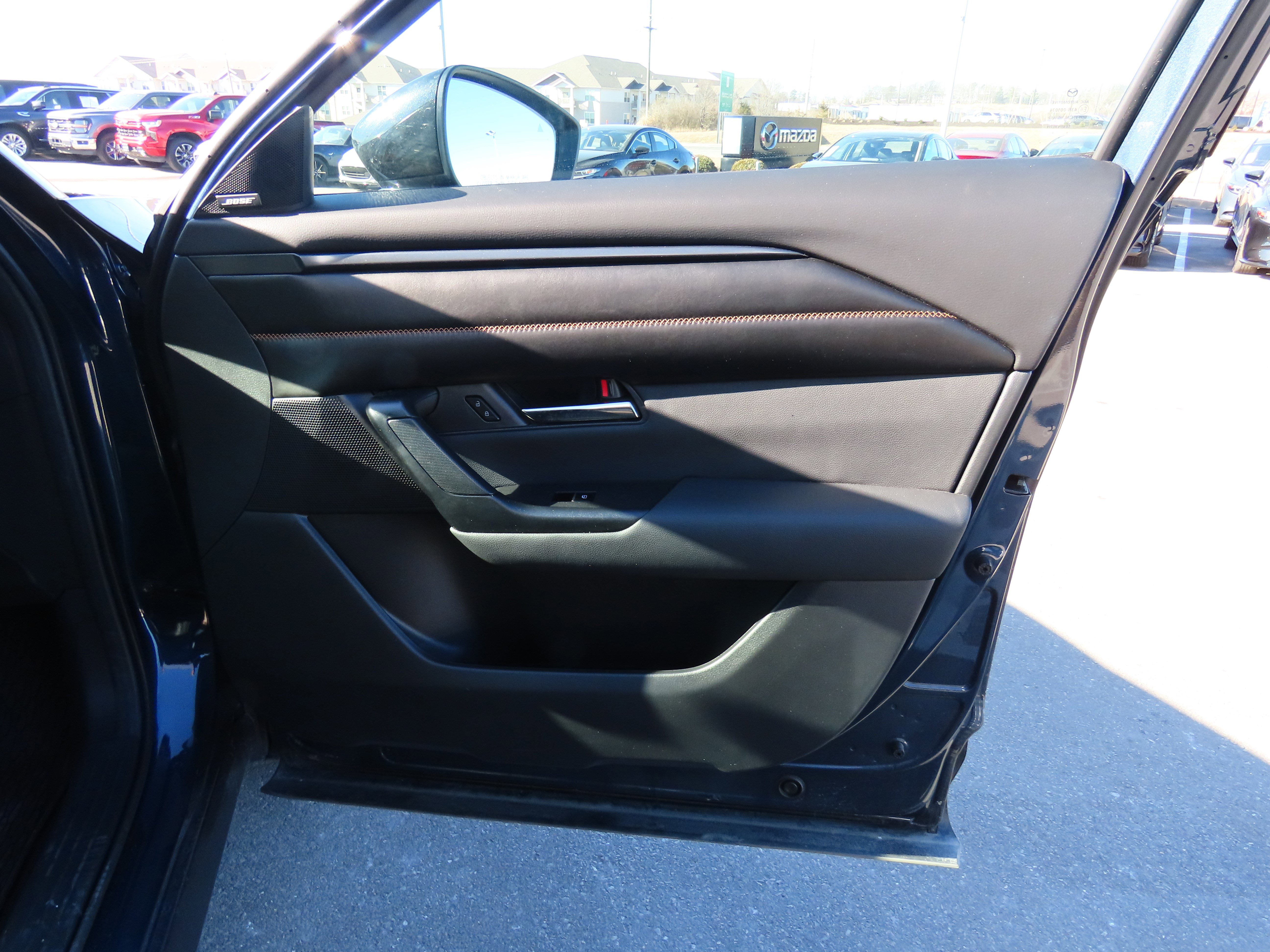 Used 2025 MAZDA CX-50 AWD 2.5 S w/ Premium Plus Pkg image 10