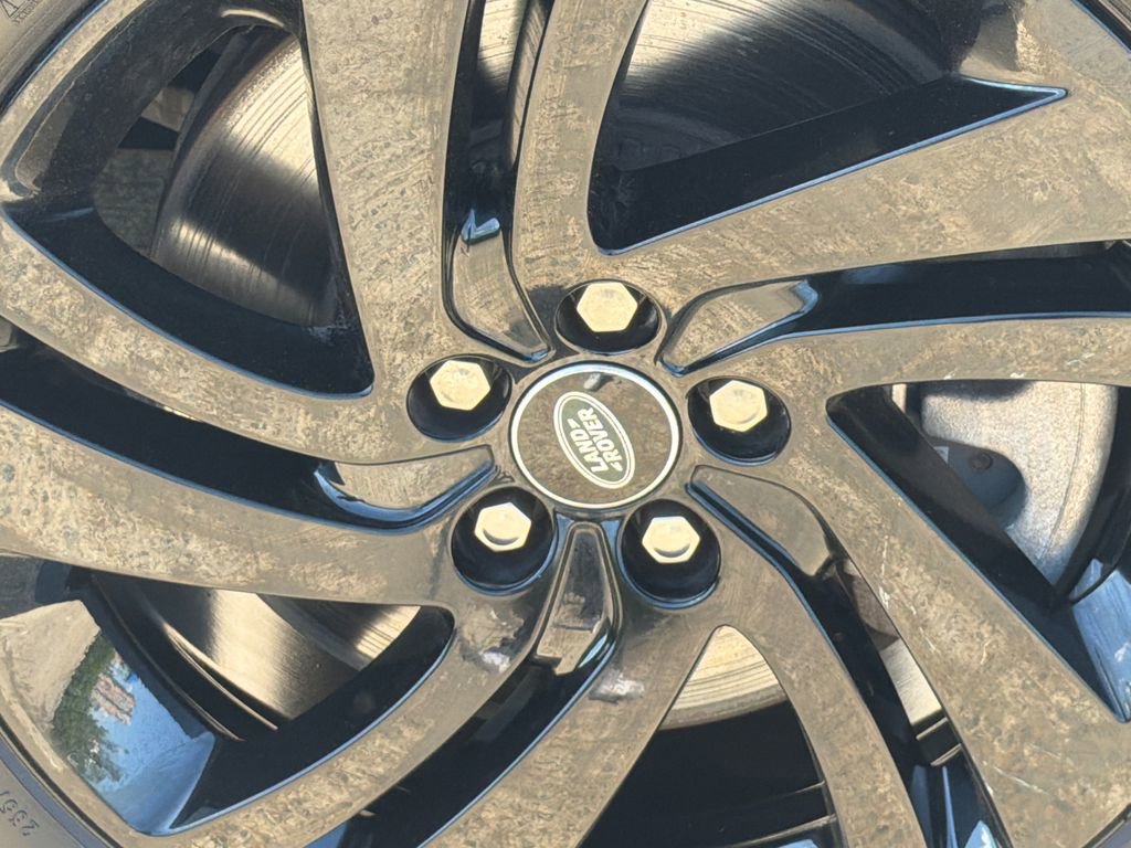 Used 2023 Land Rover Range Rover Evoque S AWD/4WD image 6