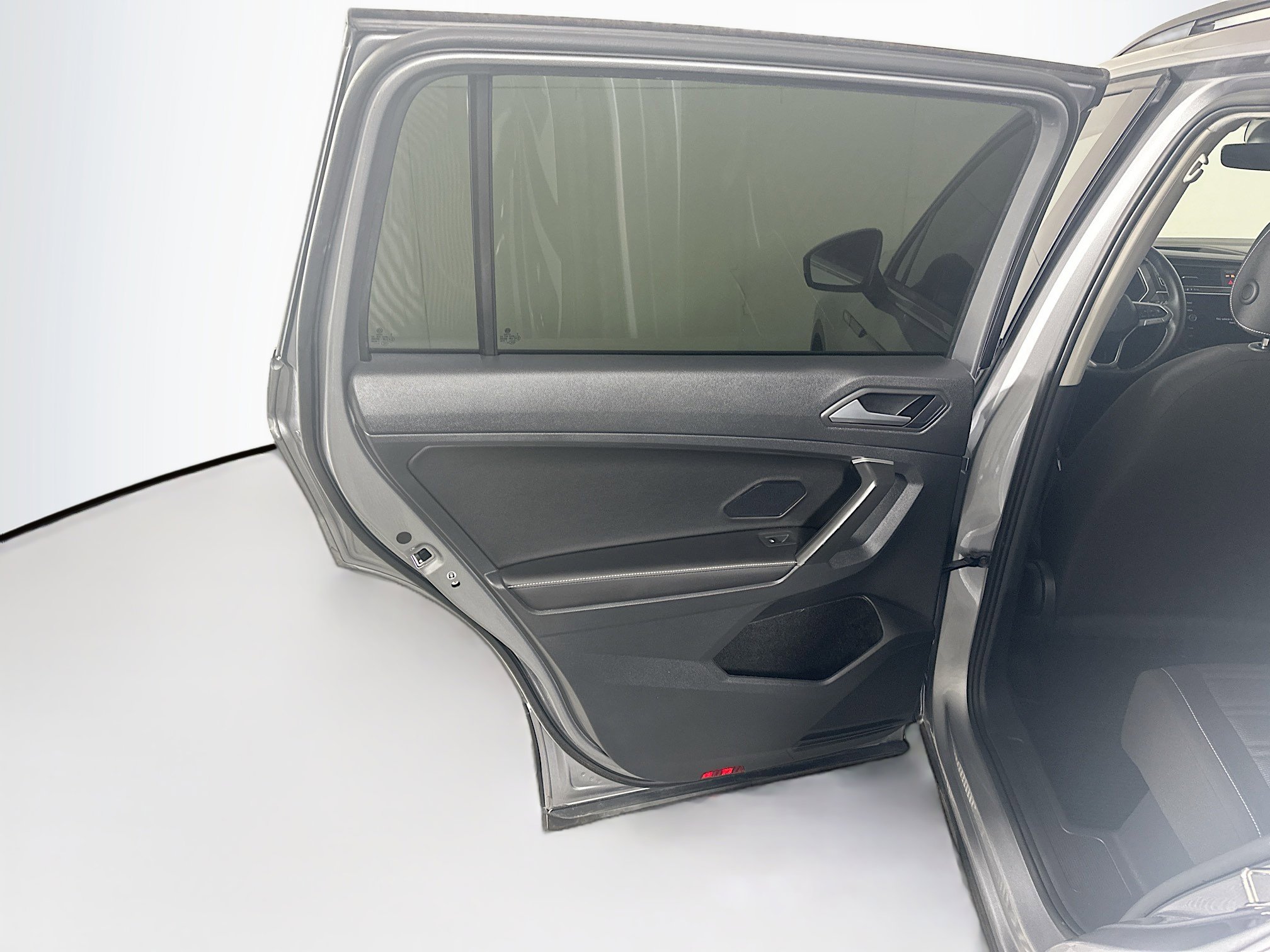 Used 2024 Volkswagen Tiguan S w/ MDO Package, Three-Row image 26