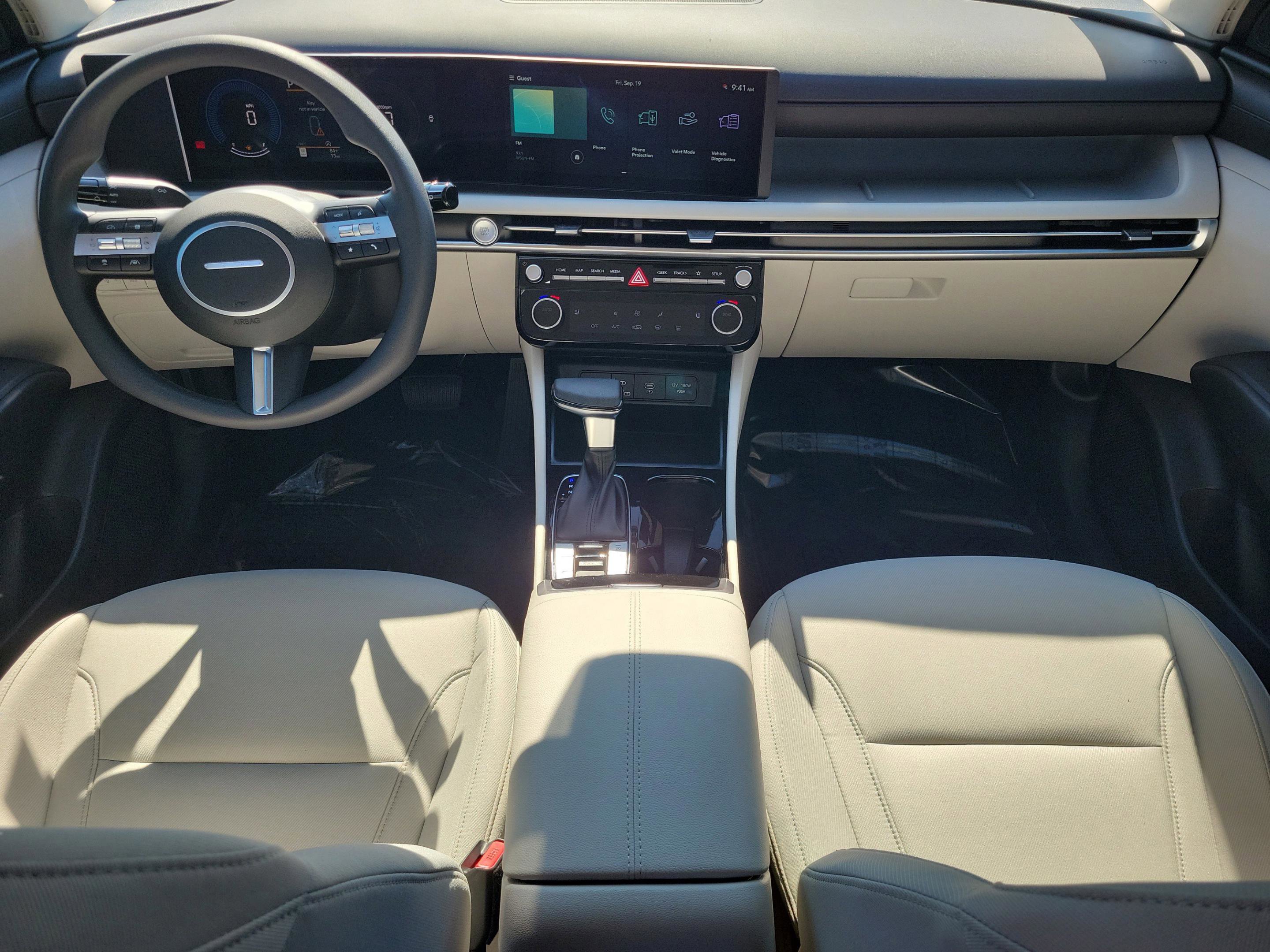 New 2026 Hyundai Tucson SEL image 25