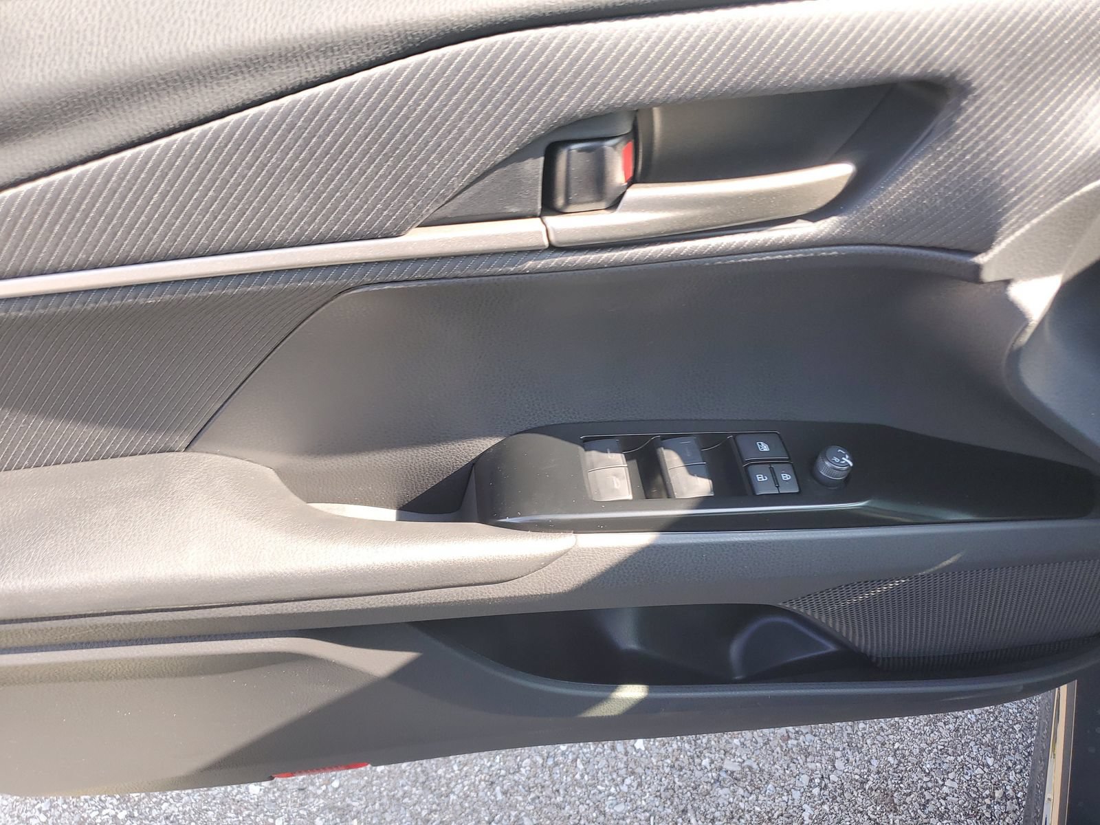 New 2026 Toyota Camry SE w/ Convenience Package FWD image 19