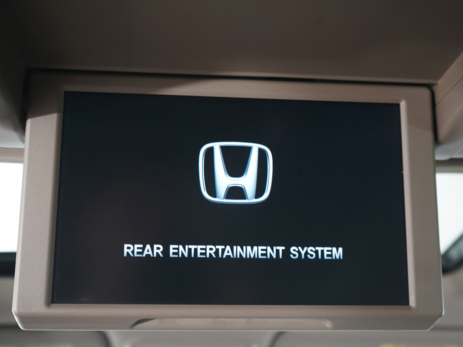 Used 2016 Honda Pilot Touring image 20