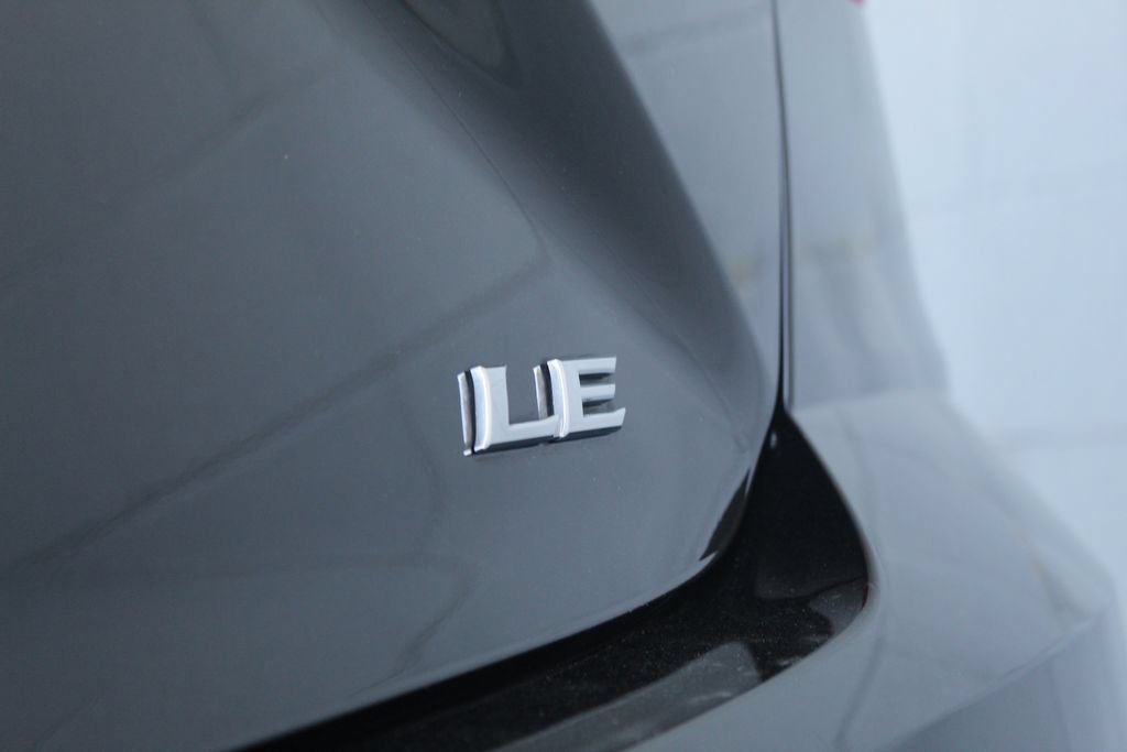 Used 2025 Toyota Camry LE FWD image 12