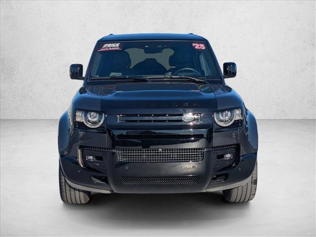 Used 2025 Land Rover Defender 110 X image 2