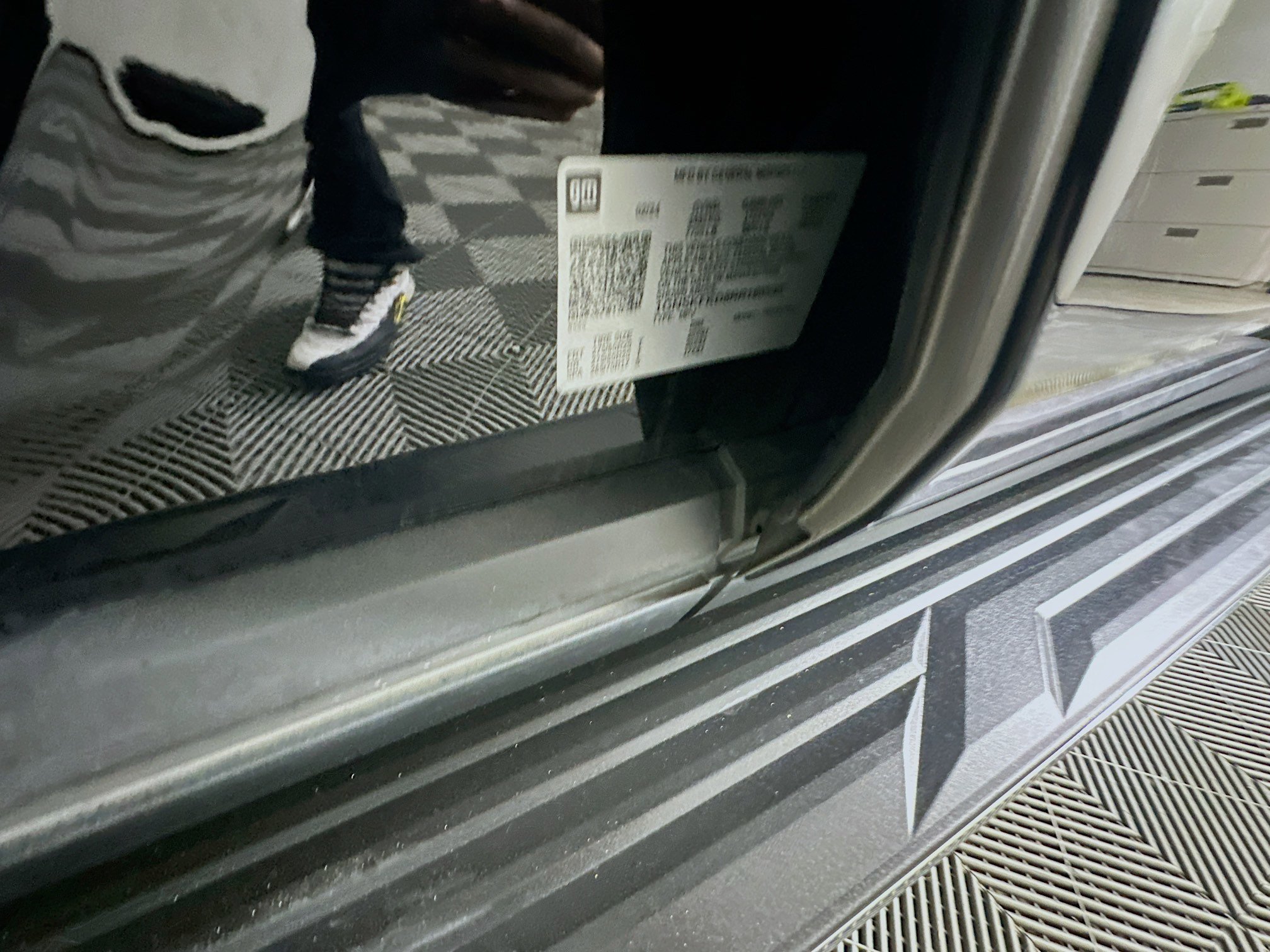 Used 2024 Chevrolet Suburban Premier image 12