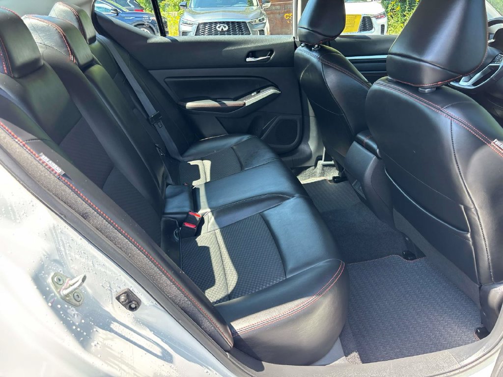 Used 2023 Nissan Altima 2.5 SR AWD/4WD image 13