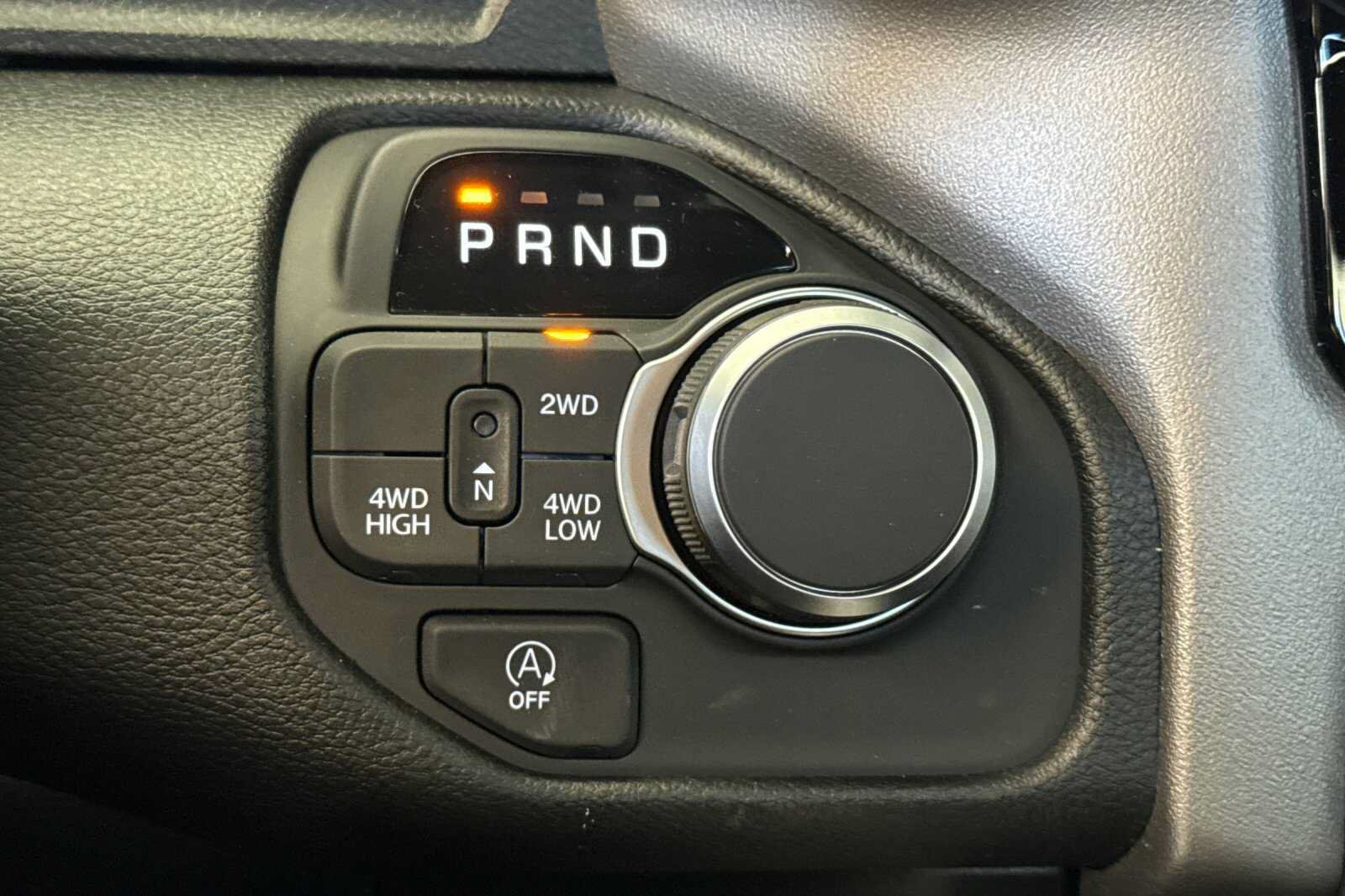 New 2026 RAM 1500 Express AWD/4WD image 17