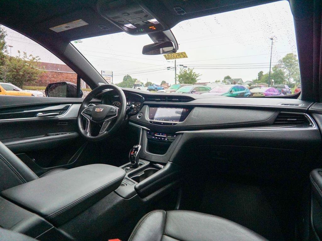 Used 2020 Cadillac XT5 Premium Luxury AWD/4WD image 15